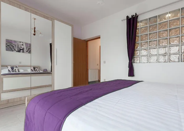 Old Stone Appartement Sukošan