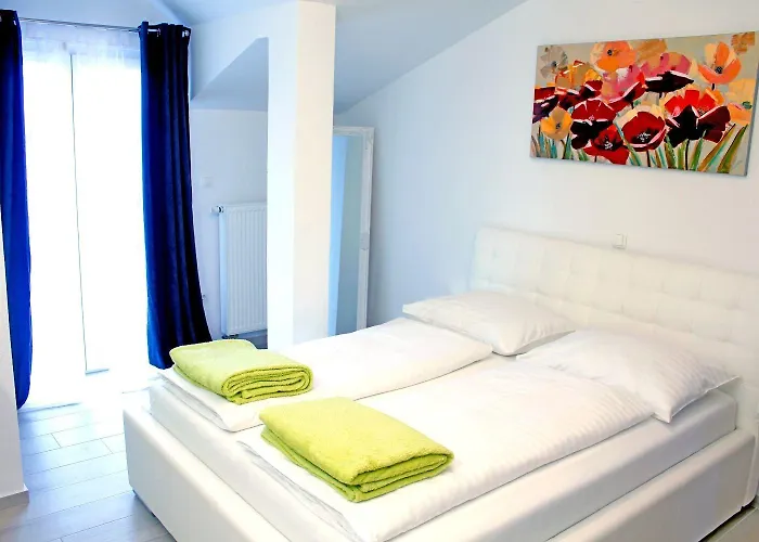 Old Stone: * Sukošan